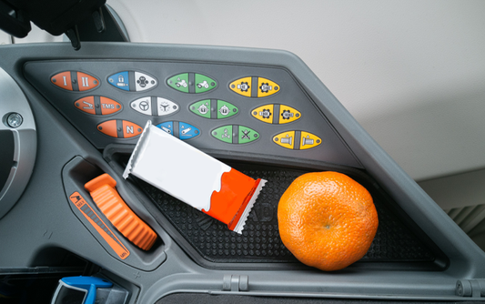 GADGETME Ablagefach groß mit Gummieinlage passend für Fendt 500 / 700 / 800 / 900 / 1000 SCR – S4